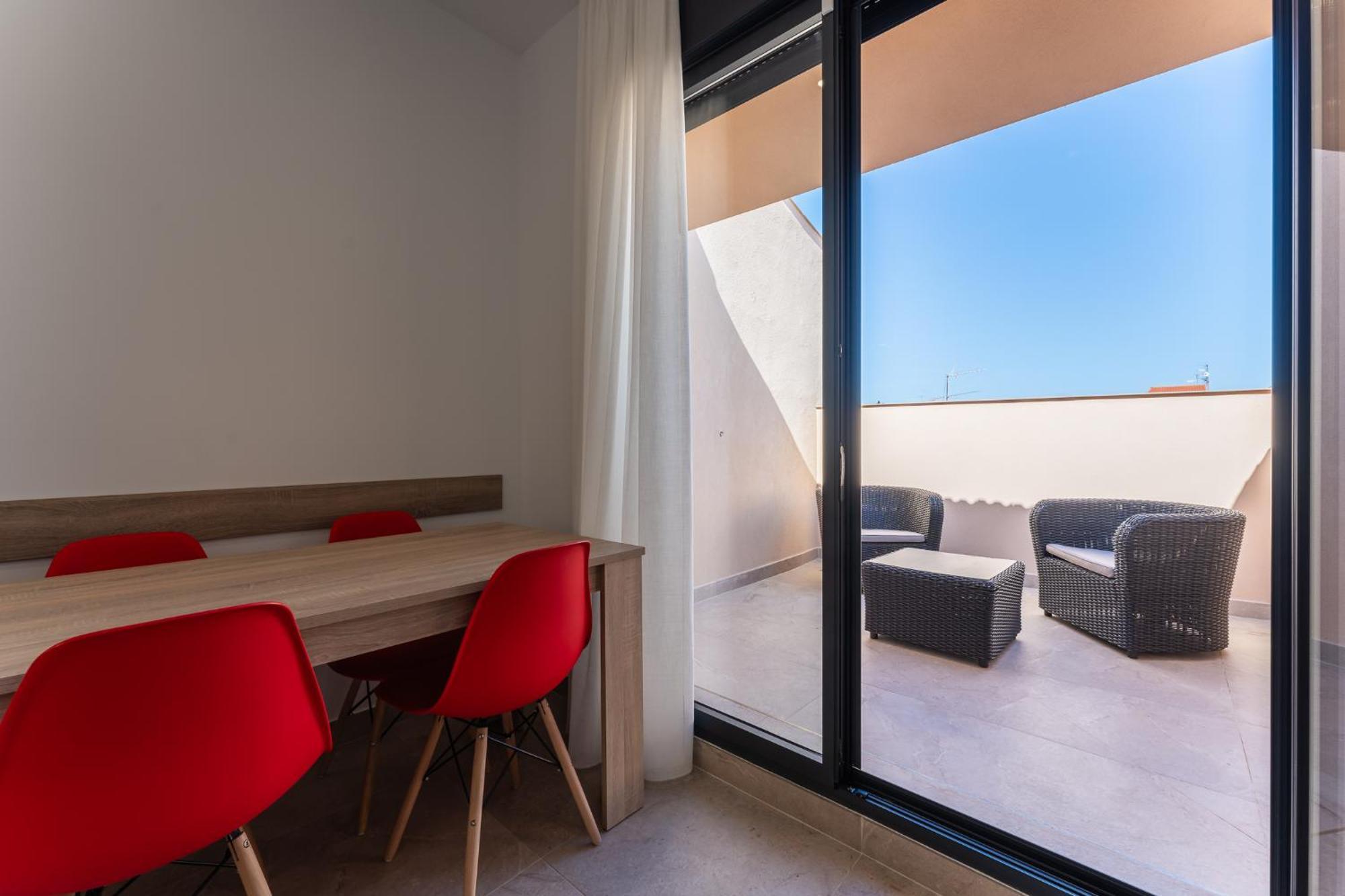 Cmdreams Platinium- Apartamentos Turisticos En El Centro De Mérida Kültér fotó